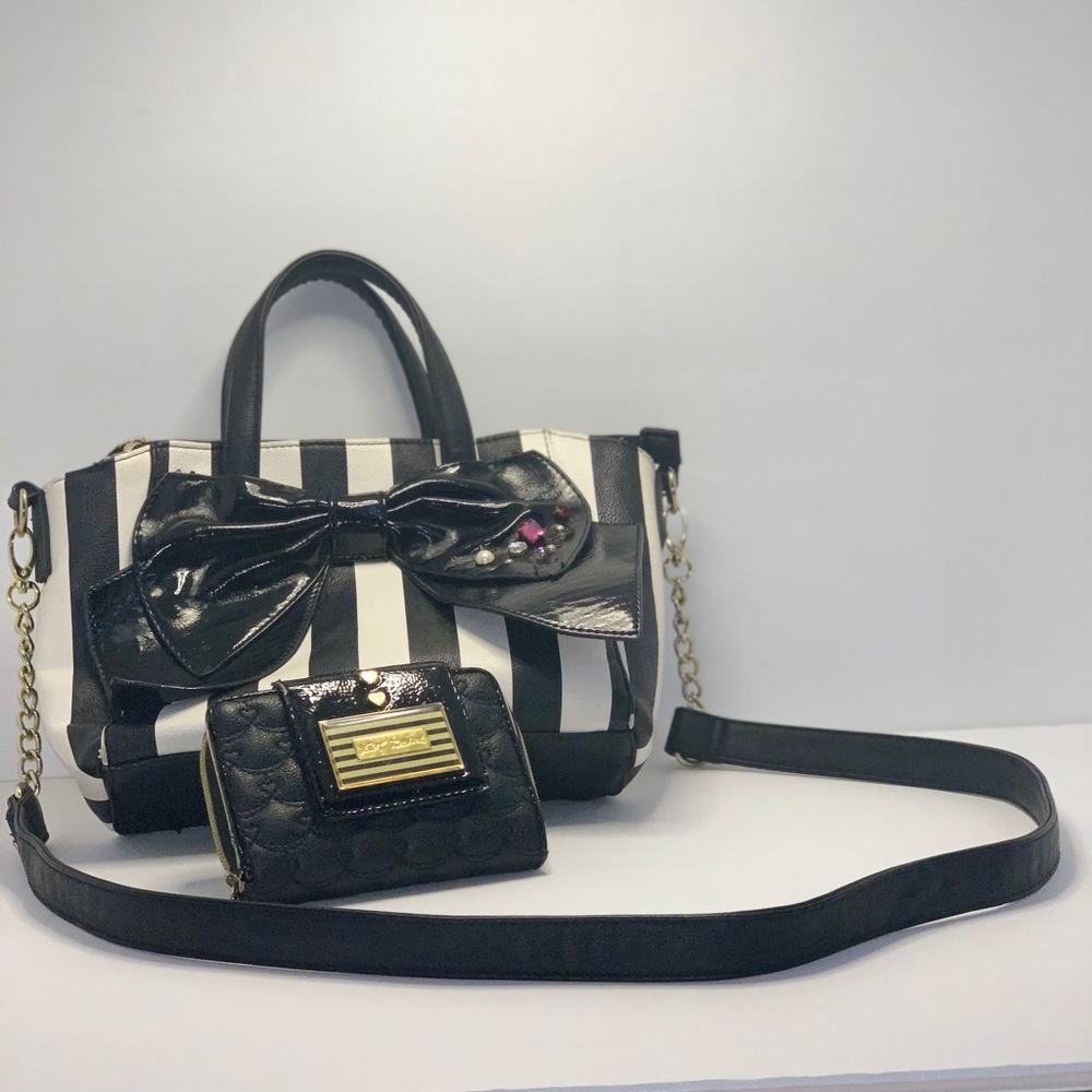 Betsey Johnson purse and wallet black and white